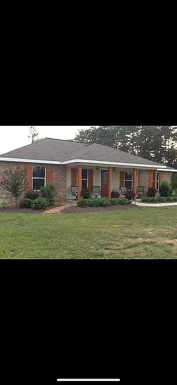 385 H Strange Rd — exterior photo