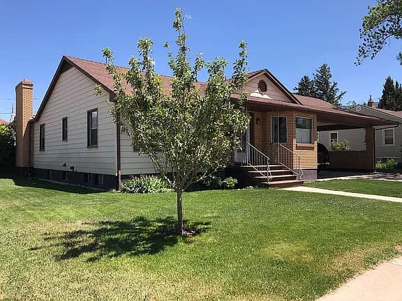 94 N 800 W — exterior photo
