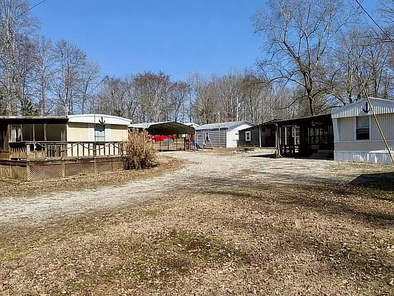 180 Hog Hollow Loop — exterior photo