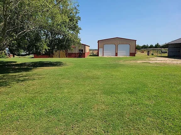 105002 S Hidden Valley Dr — exterior photo
