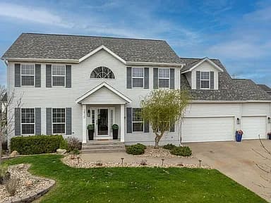 2410 Wolf Run — exterior photo