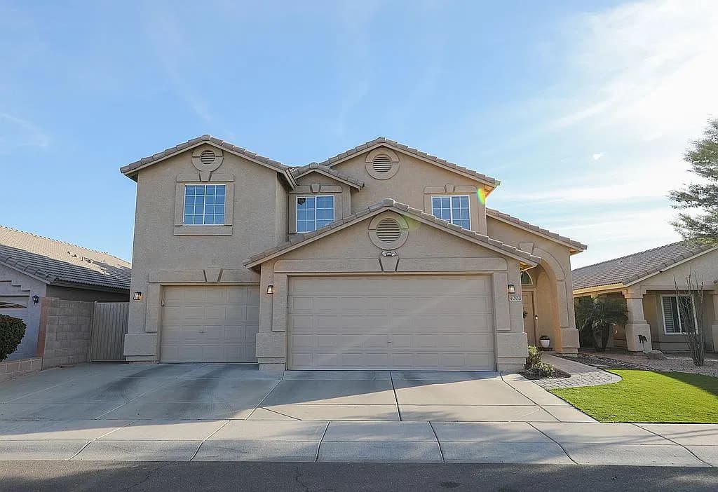 4003 W Rose Garden Ln — exterior photo