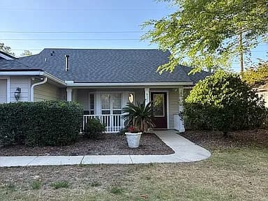 8520 SW 66th Ln — exterior photo