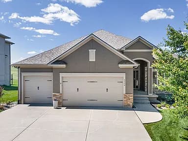 1114 Metfield Ln — exterior photo