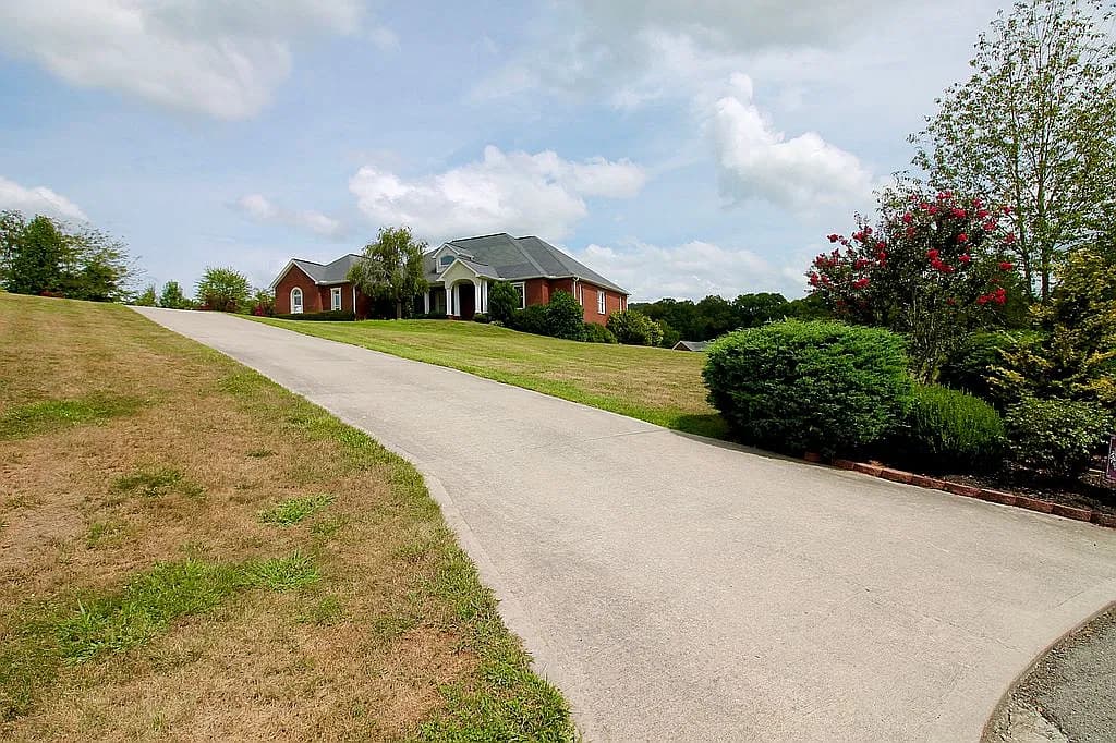 123 Double Tee Ct — exterior photo