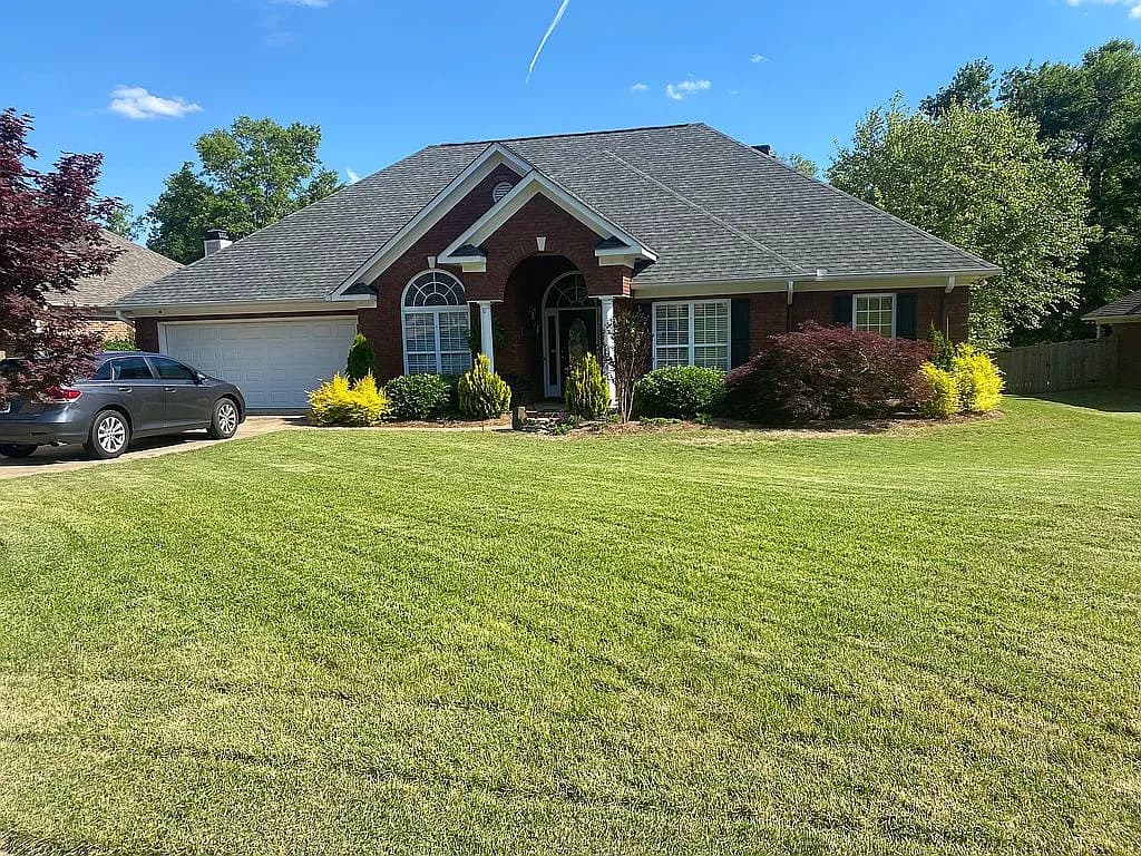 458 Shadow Wood Dr — exterior photo