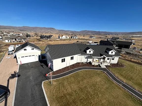 3673 E 2170 S — exterior photo
