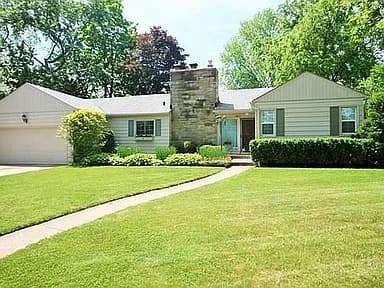 1411 Cedar Hill Dr — exterior photo