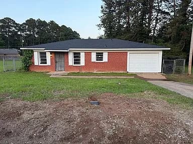 6835 Morrison Dr — exterior photo