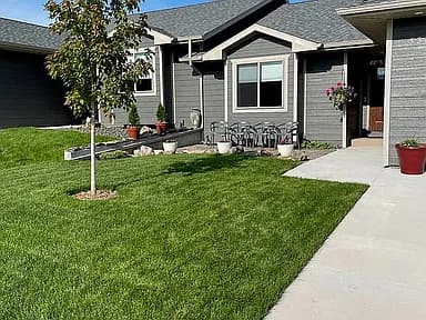 526 Topaz Ln — exterior photo