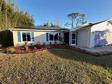 8341 Cardinal Rd — exterior photo