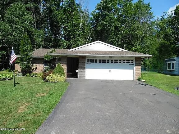 45 Yorktown Rd — exterior photo