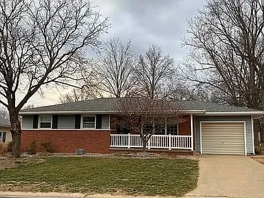 2101 Saint Michael Ct S — exterior photo