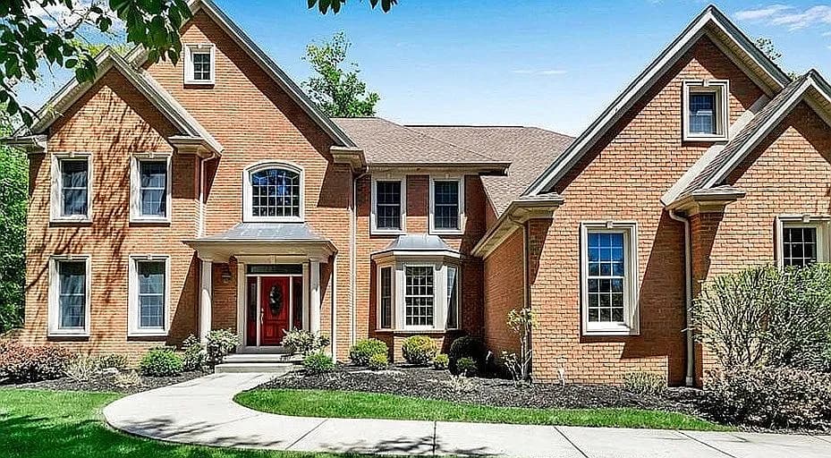 5027 Rockledge Dr — exterior photo