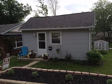 1604 Chestnut Ave — exterior photo