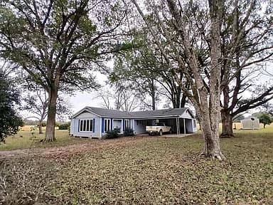 317 Crawford Rd — exterior photo