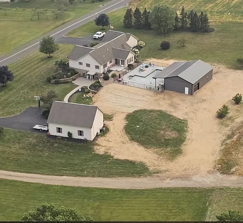 1730 Heister Valley Rd — exterior photo