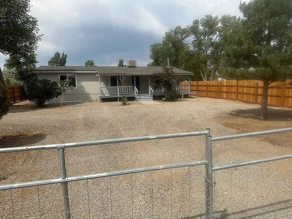 1406 Rabe Way — exterior photo