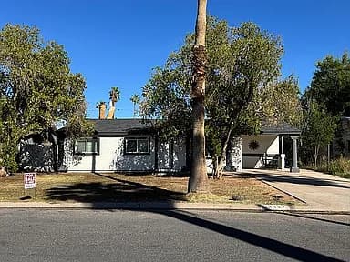 2327 N 31st St — exterior photo