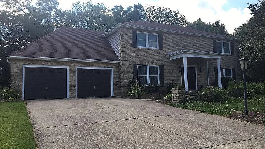 5 Timberlane Dr — exterior photo