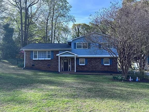 207 Cart Dr — exterior photo