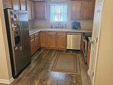 8108 Alder Rdg — exterior photo