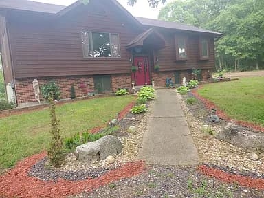 885 Shannon Hills Ln — exterior photo