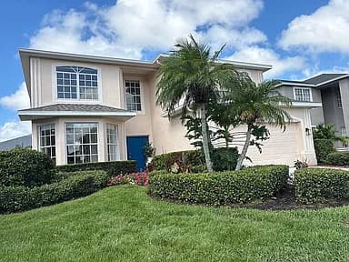 7462 Featherstone Blvd — exterior photo