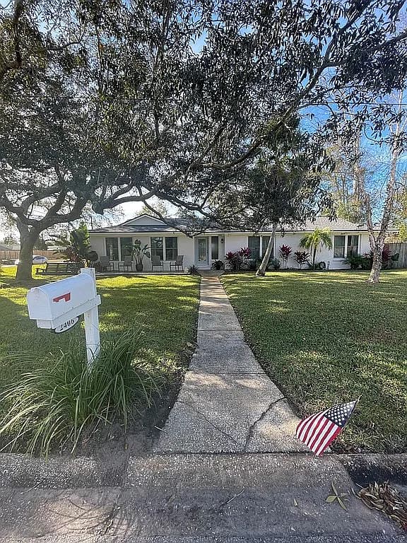 2406 Blackbeard Dr — exterior photo