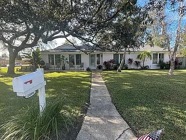 2406 Blackbeard Dr — exterior photo