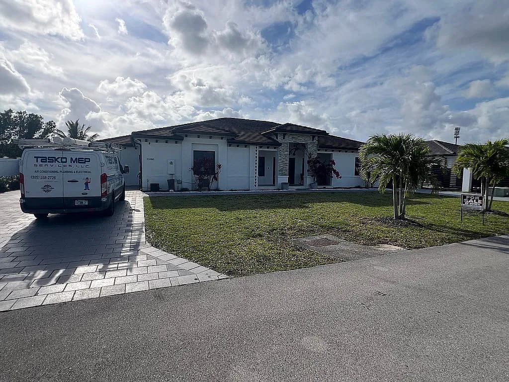 21480 SW 132nd Ct — exterior photo