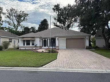 511 Loma Paseo Dr — exterior photo