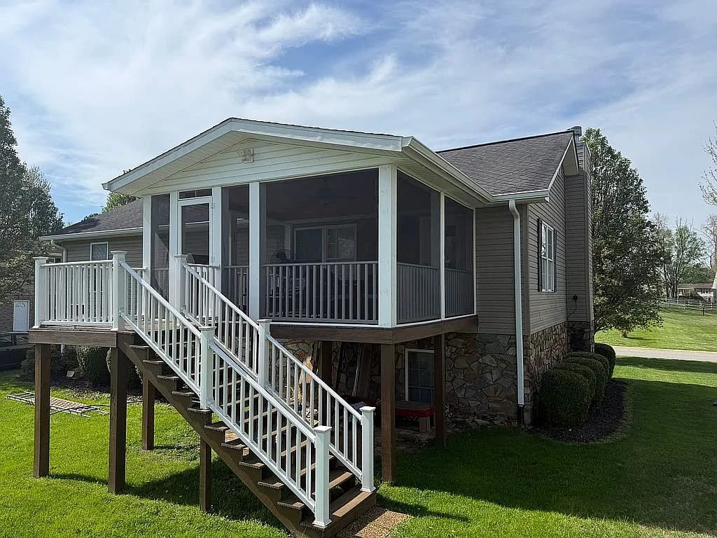 226 Reed Ave — exterior photo