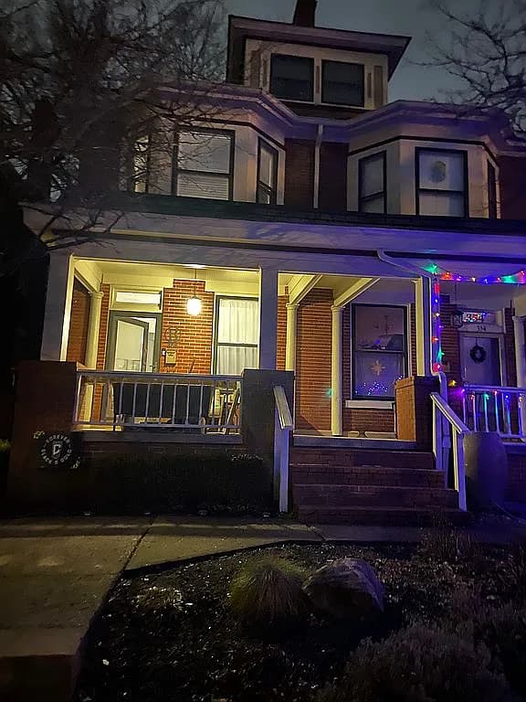356 W Hubbard Ave — exterior photo