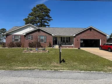 29 Indian Wells Dr — exterior photo