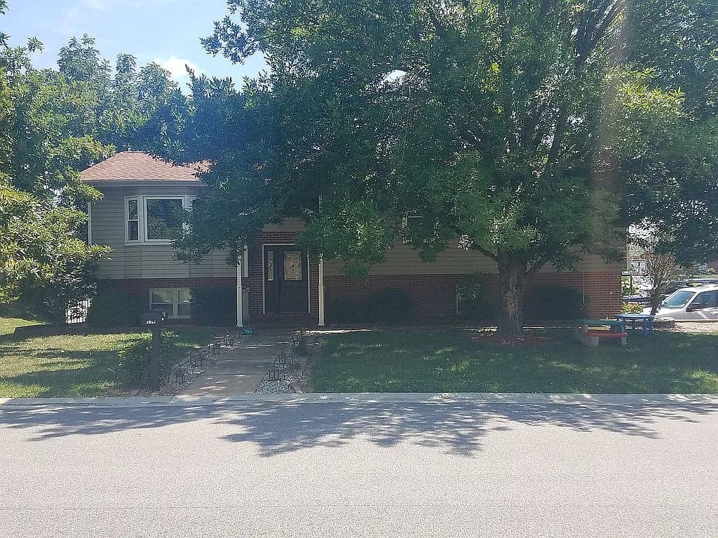 112 Osterhage Dr — exterior photo