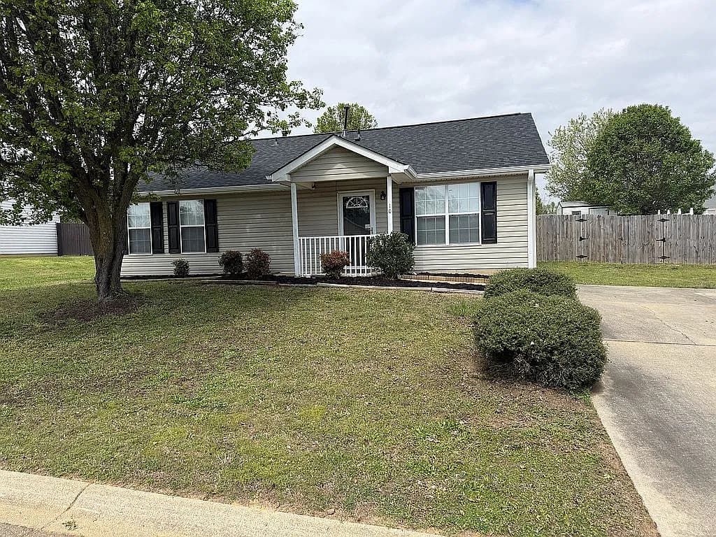 10 Grape Arbor Ln — exterior photo