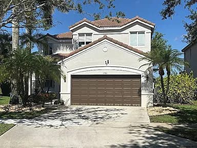 1581 Winterberry Ln — exterior photo