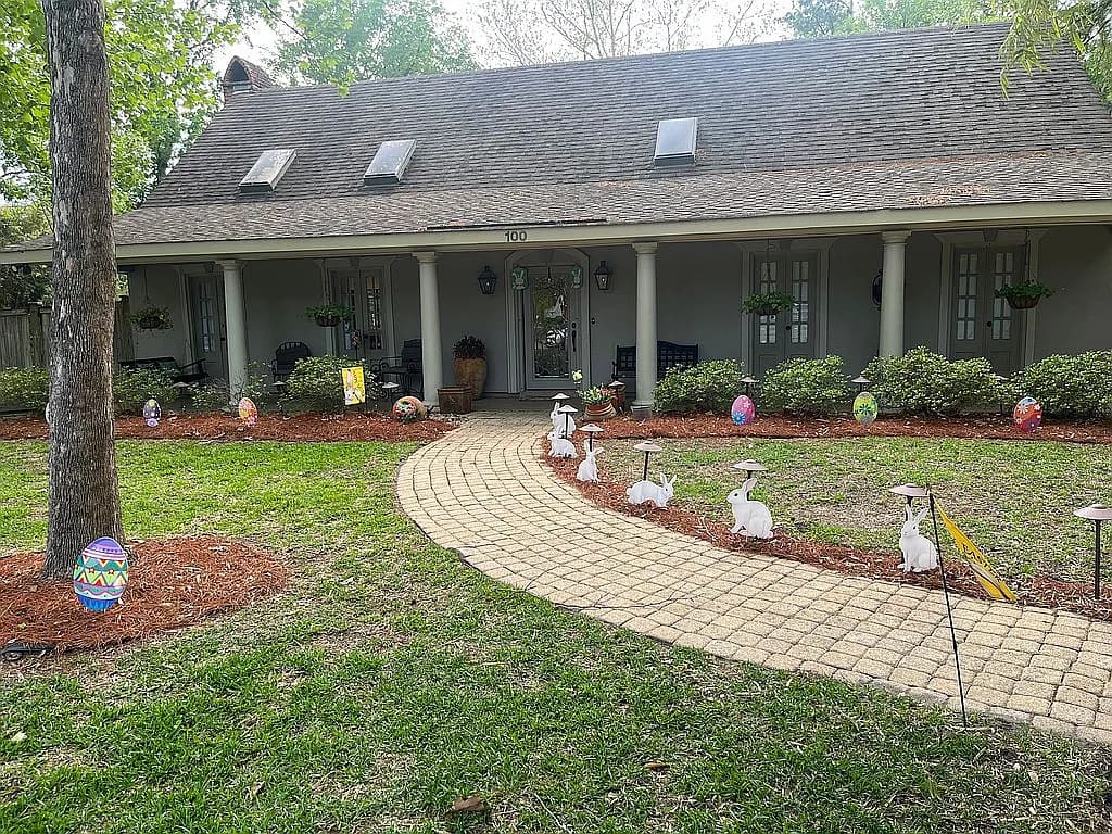 100 Talisheek Pl — exterior photo