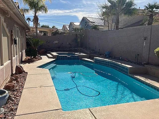 1025 Twin Berry Ct — exterior photo