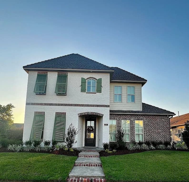 5822 Lakeview Ln — exterior photo
