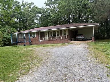 389 Appleton St — exterior photo