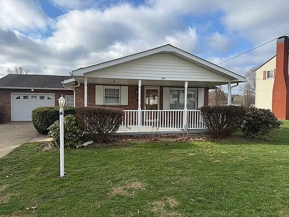 254 Sycamore St — exterior photo
