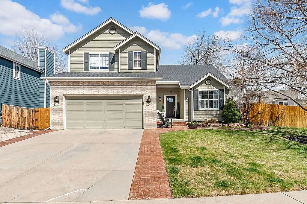 8443 Tabor Cir — exterior photo