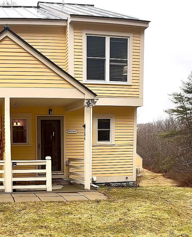 42 Potter Ln Unit 294 — exterior photo