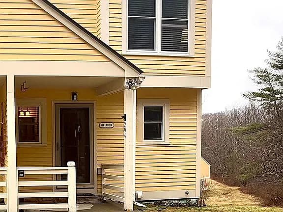 42 Potter Ln Unit 294 — exterior photo