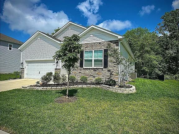 5798 Wynnewood Dr — exterior photo