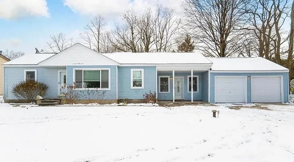 1736 Lombardy Dr — exterior photo