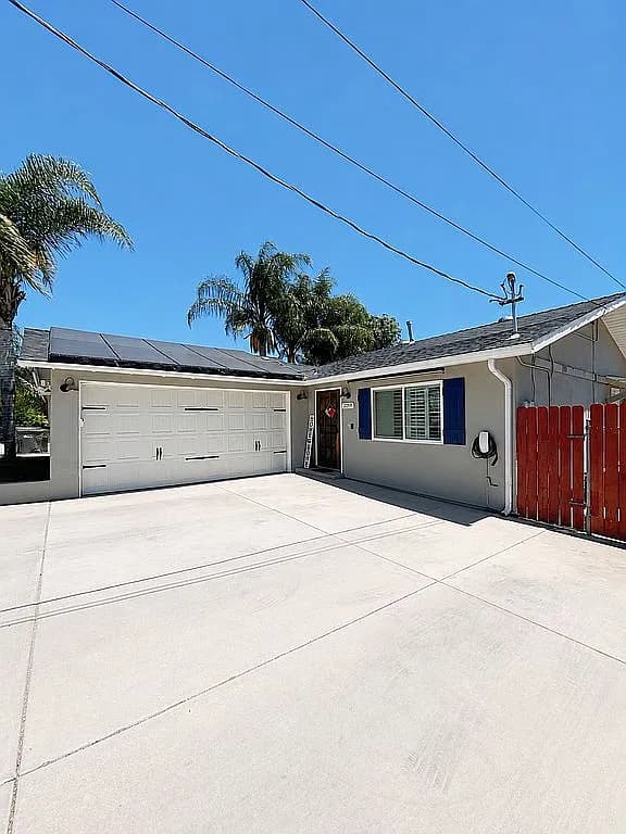 2359 Temescal Ave — exterior photo