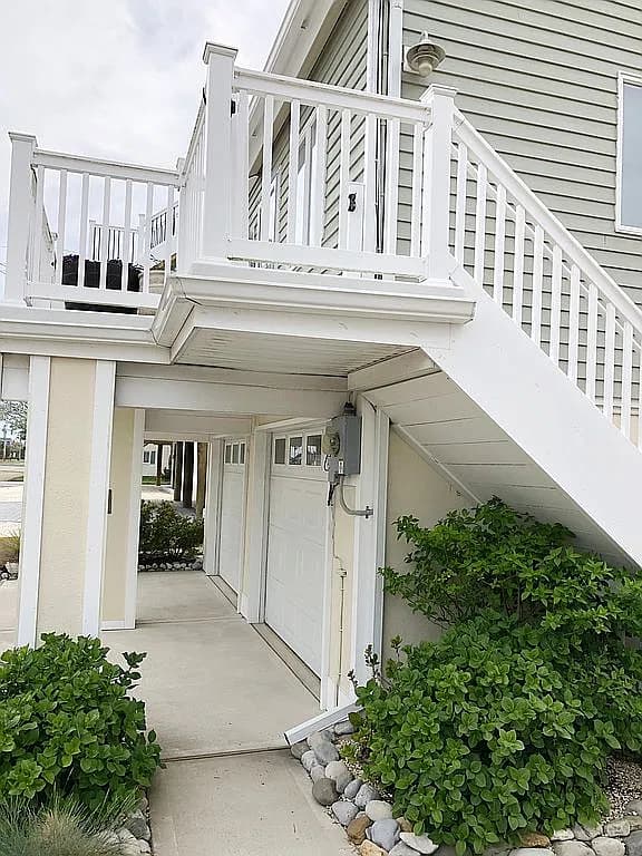 105 S Barnegat Ave — exterior photo